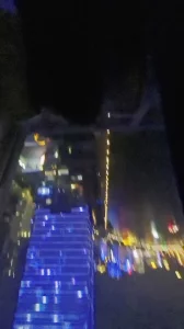 珠江边上，落地窗前