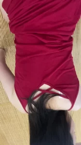 0898人妻酒红色战袍
