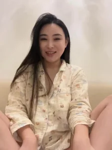 没想到这么优雅的小姐姐也玩裸聊（接一对一裸聊）